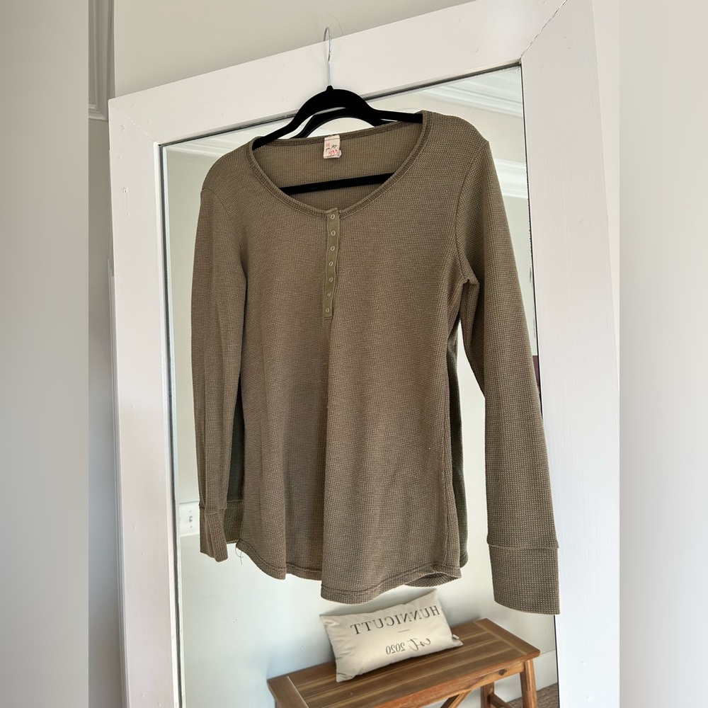 PinkBlush Olive Waffle Knit Front Snap Button Maternity Top